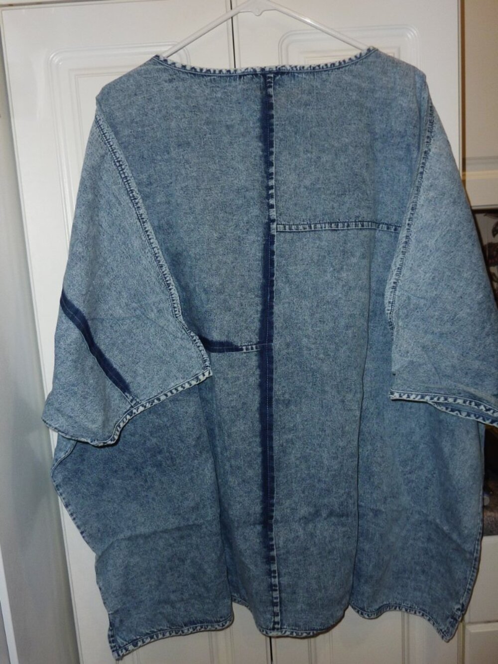 NWT Zenana Medium Blue Chambray Crewneck SS Shirt Size 3X - Picture 4 of 4